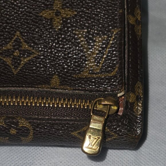 Louis Vuitton Koala Bifold Wallet - Picture 5 of 5